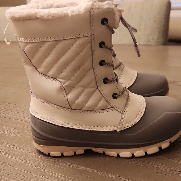 All In MotionKids' Skylar Waterproof Snow Boots - All In Motion™ Cream - Picture 4 of 7